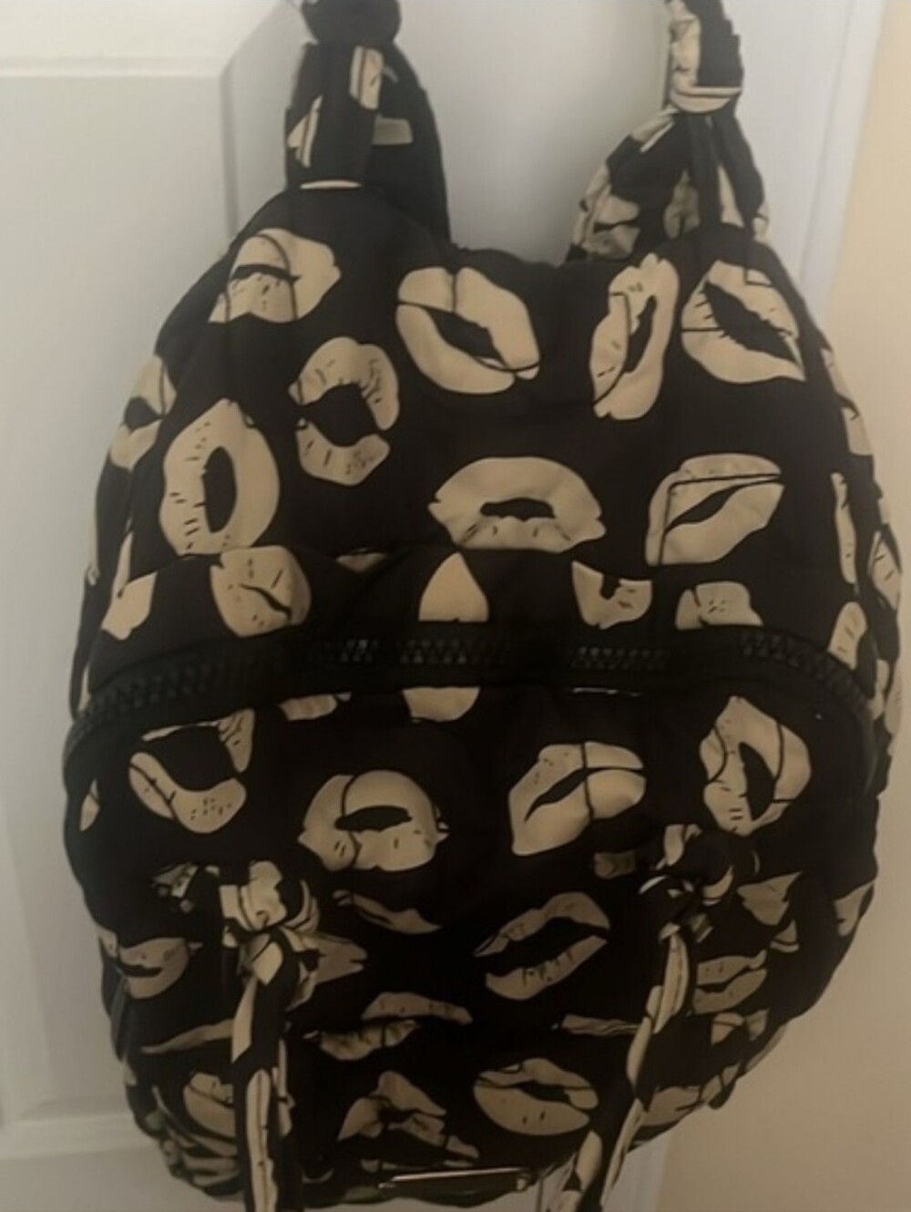 MARC by MARC JACOBS CREAM KISS QUILTED BACKPACK - Picture 4 of 10